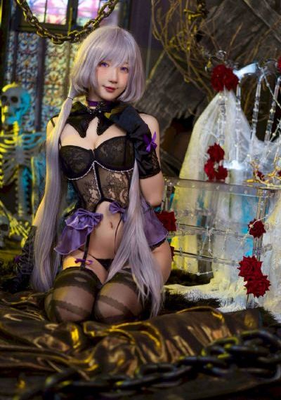 魔法少女与恶曾是敌人. 动漫