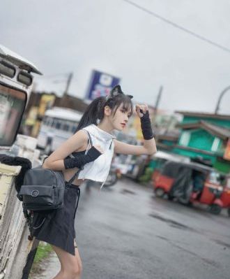 迷人的保姆视频